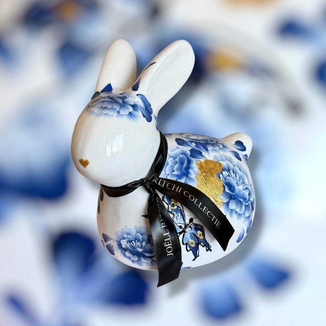 Paashaas | White